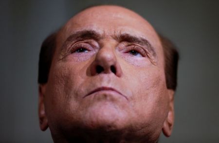 Μπερλουσκόνι: Ομαλά εξελίσσεται η υγεία του λέει ο γιατρός του