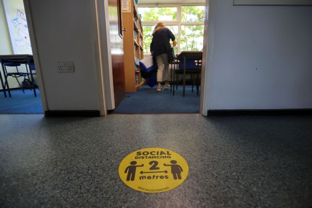 Αποκλειστικό MEGA: «Καμία απόσταση δεν είναι ασφαλής» – Σοκάρει η προειδοποίηση καθηγητή