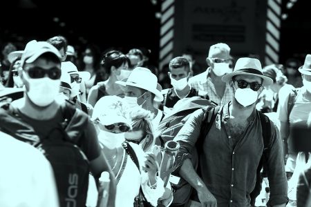 Κορωνοϊός : Στο «κόκκινο» οι κρίσιμοι δείκτες και η ανησυχία – Συγκριτικοί χάρτες