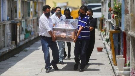 Μεξικό : 223 νεκροί και 3.486 κρούσματα σε ένα 24ωρο