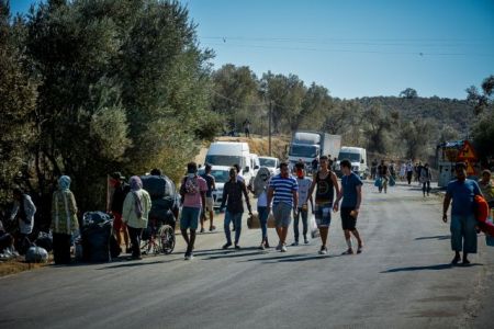 Μόρια: Βρέθηκαν οι 8 από τους 35 πρόσφυγες που ήταν θετικοί στον κορωνοϊό