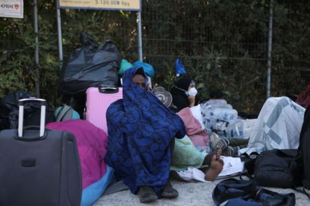 Λέσβος: Αντιδράσεις κατοίκων για τη μετεγκατάσταση των προσφύγων από τη Μόρια
