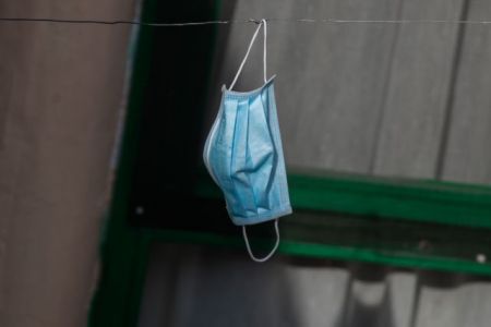Κορωνοϊός: Ερχεται μάσκα με… μπαταρία – Πώς λειτουργεί