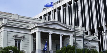Διπλωματικές πηγές: Εκτός πραγματικότητας τα περί ελληνοτουρκικών επαφών στο ΝΑΤΟ