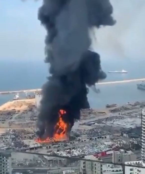 Βηρυτός : Νέα πυρκαγιά στο λιμάνι μετά τη φονική έκρηξη