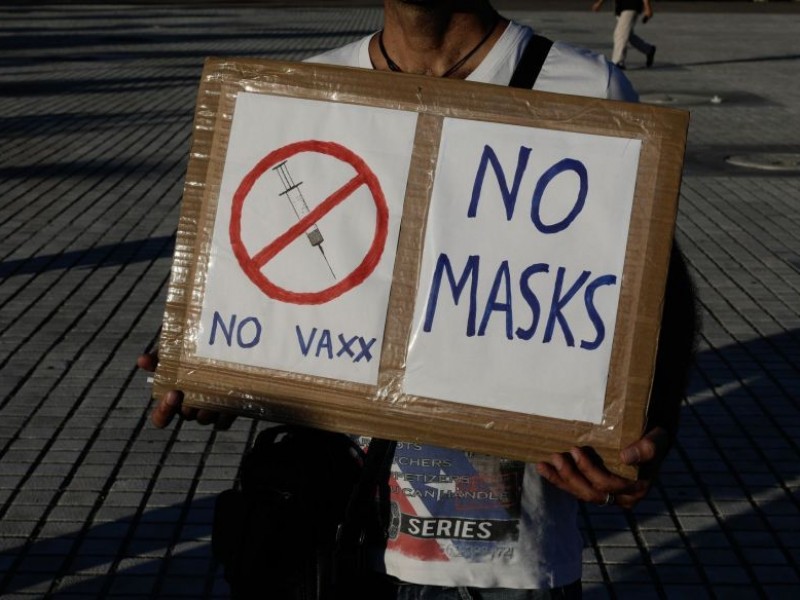 Μάσκες στα σχολεία: Παρέμβαση εισαγγελέα για απειλές κατά καθηγητών