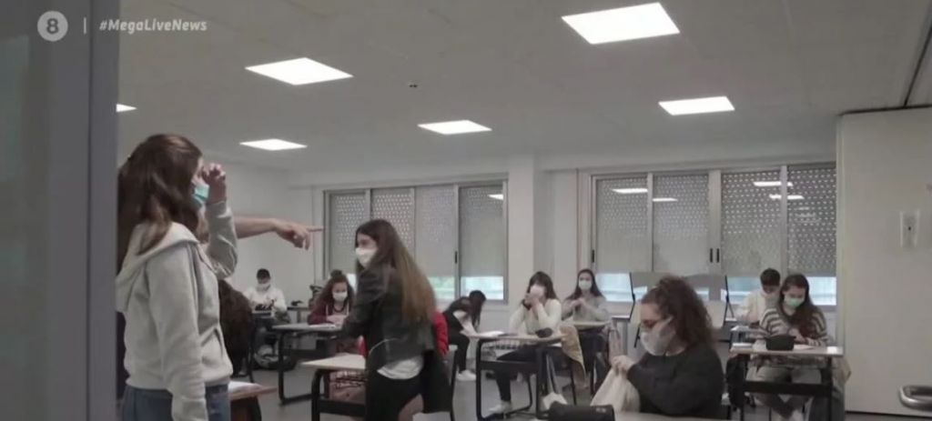 Το κυνήγι της… μάσκας: Ολιγωρία καταγγέλλουν οι εκπαιδευτικοί
