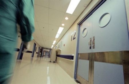 Κορωνοϊός:  Διπλασιασμός εισαγωγών στις ΜΕΘ, 75% η αύξηση φορέων στην Αττική