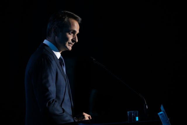 Μητσοτάκης : Γραφικό να αποκαλεί εμένα «πολιτικό απατεώνα» ο κ. Τσίπρας