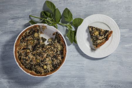 Ξεσκέπαστη  πίτα με βλίτα