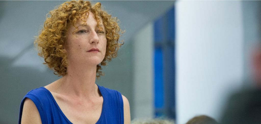 Χορεύοντας στο σκοτάδι (;) στο Δημοτικό Θέατρο Πειραιά