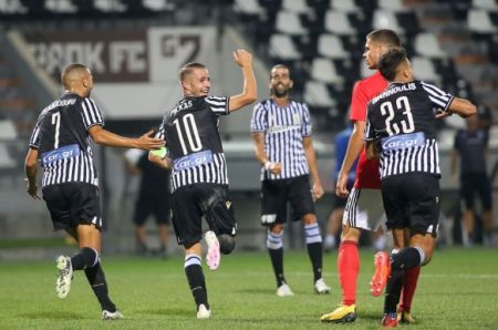 Πέρασε ο ΠΑΟΚ, απέκλεισε την Μπενφίκα (2-1)