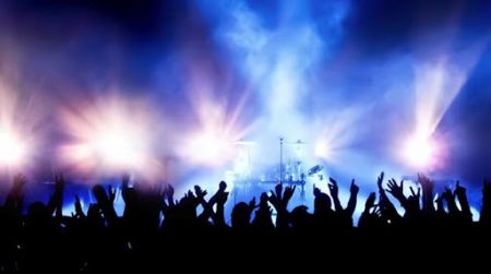 Κορωνοϊός – Αττική : Τα νέα μέτρα για συναυλίες, κινηματογράφους, θέατρα