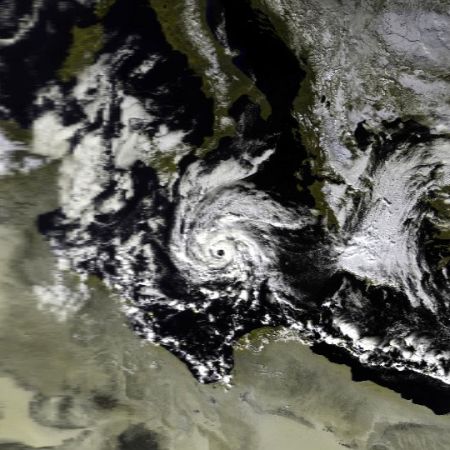 Κακοκαιρία «Ιανός» : Τι είναι ο μεσογειακός κυκλώνας