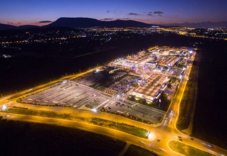 Χτίζουν μεγάλη θέση οι Ολλανδοί της Reggeborgh στην Ελλάκτωρ