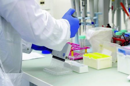 Κορωνοϊός : Κατέληξε 80χρονος – Στους 328 οι νεκροί