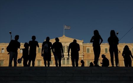Eρευνα ΚAΠΑ Research για κορωνοϊό: Tι φοβούνται περισσότερο οι Έλληνες;