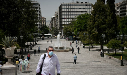 Κορωνοϊός : Σε πορτοκαλί συναγερμό η Αττική – Τα νέα μέτρα για την αποφυγή του lockdown