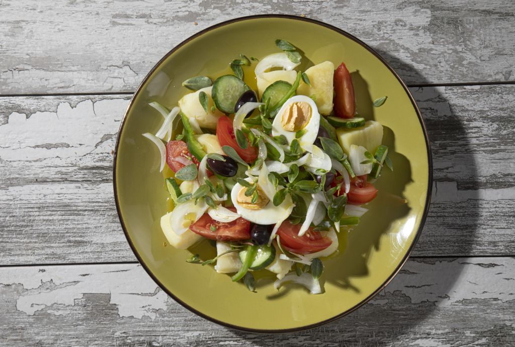 Κρητική πατατοσαλάτα