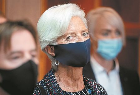 Καταφύγια για τους επενδυτές έγιναν και τα κρυπτονομίσματα