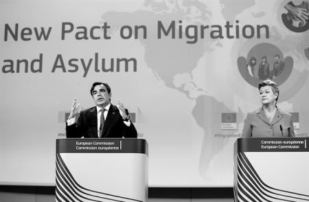Η Ευρώπη σε κλοιό και η νέα μεταναστευτική πολιτική