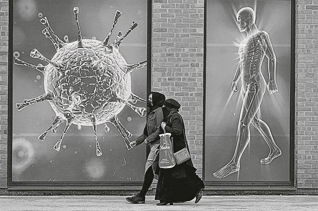 Η «Ιστορία της θεραπαινίδας» την εποχή της COVID