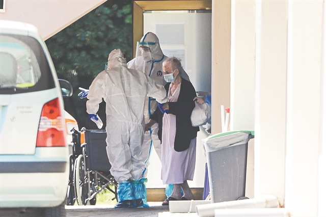 Εύοσμος : Πολίτης θετικός στον κορωνοϊό επισκέφτηκε υπηρεσία του Δήμου – Ένας υπάλληλος ασθενής