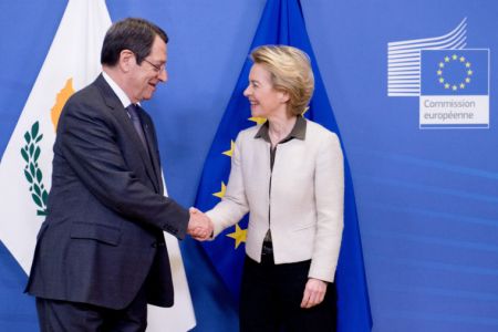 Μπαράζ διπλωματικών επαφών: Μετά τον Ερντογάν η Φον ντερ Λάιεν μίλησε και με Αναστασιάδη