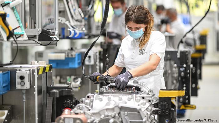 Μικρότερη τελικά η ύφεση της γερμανικής οικονομίας