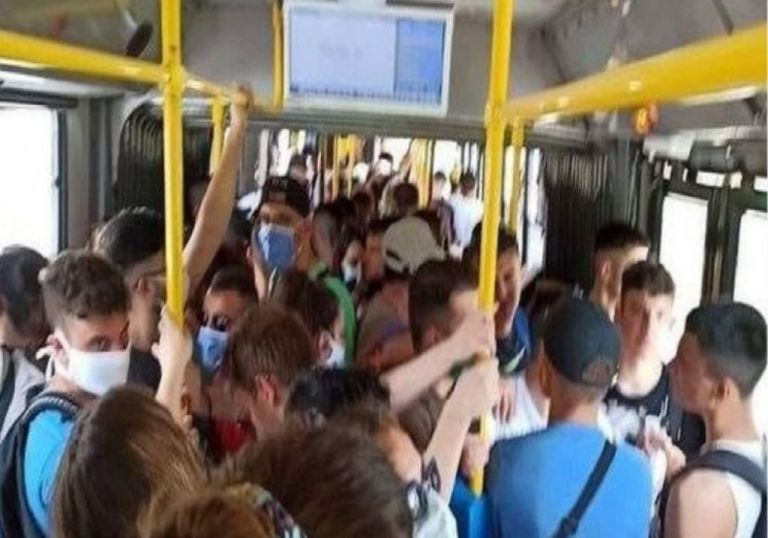 Το MEGA στα ΜΜΜ: Καθημερινός συνωστισμός σε στάσεις και λεωφορεία | tovima.gr Το MEGA στα ΜΜΜ: Καθημερινός συνωστισμός σε στάσεις και λεωφορεία | tovima.gr