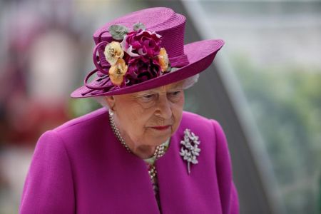 Βασιλικά καθεστώτασε κρίση