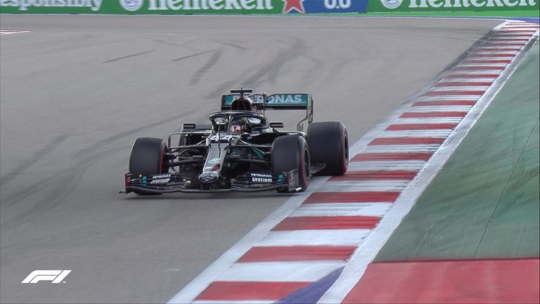 «Πετάει» ο Χάμιλτον: Pole Position και στη Ρωσία