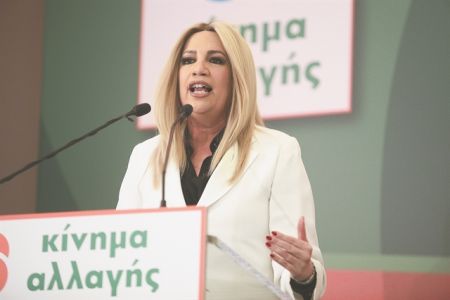 Κορωνοϊός – Γεννηματά: Ο κυβερνητικός αυταρχισμός τροφοδοτεί την ένταση στα σχολεία