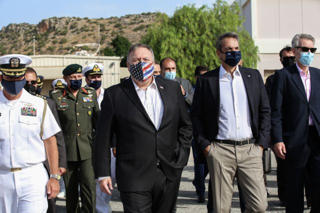 LIVE : Κοινές δηλώσεις Μητσοτάκη – Πομπέο από τη βάση της Σούδας