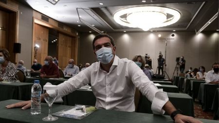 ΣΥΡΙΖΑ : Επιχειρεί να κλείσει τα εσωκομματικά μέτωπα ο Αλέξης Τσίπρας
