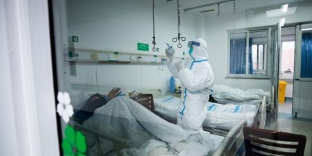 Κορωνοϊός : Με παρενέργειες οι εννέα στους δέκα ιαθέντες