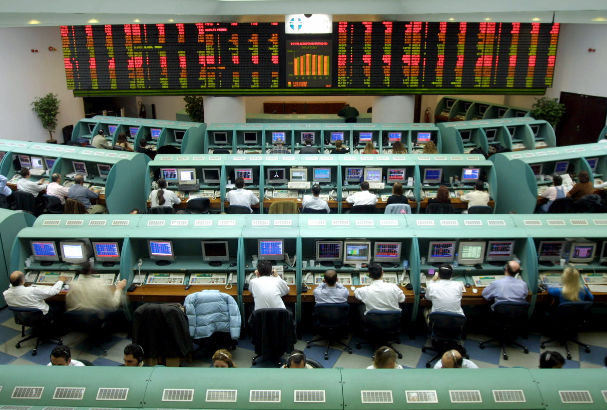 Ξένοι επενδυτές γυρίζουν την πλάτη στην Τουρκία του Ερντογάν