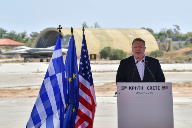 Popmpeo extols US-Greece cooperation during visit to Souda Bay base | tovima.gr