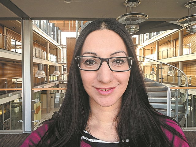 «Να αναλάβουμε προσωπική ευθύνη για τον έλεγχο της Covid-19»