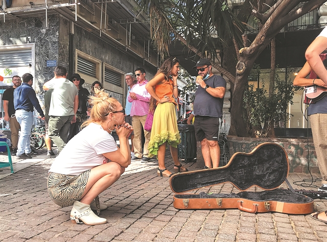 «Να μεταφέρουμε την… πραγματική πραγματικότητα στην τηλεοραση»