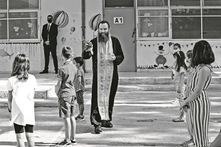 Ποιον να πιστέψουμε και ποιον να ακολουθήσουμε;