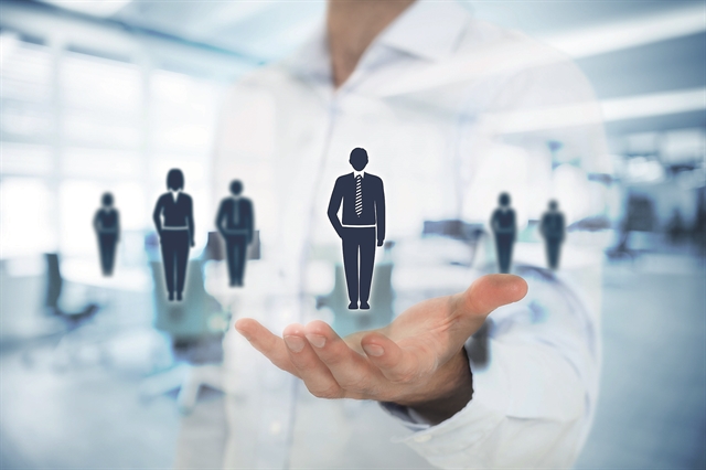 Γενναία επεκτατική πολιτική για έξοδο από την κρίση