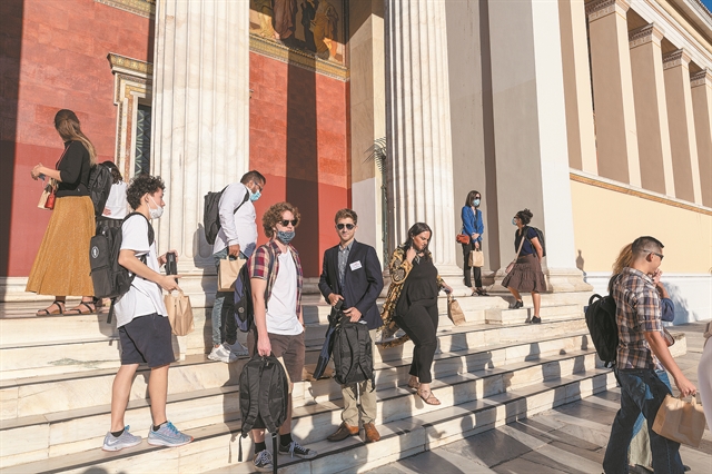 «Είχα αποφασίσει να κάνω τα πάντα για να έρθω στην Ελλάδα»
