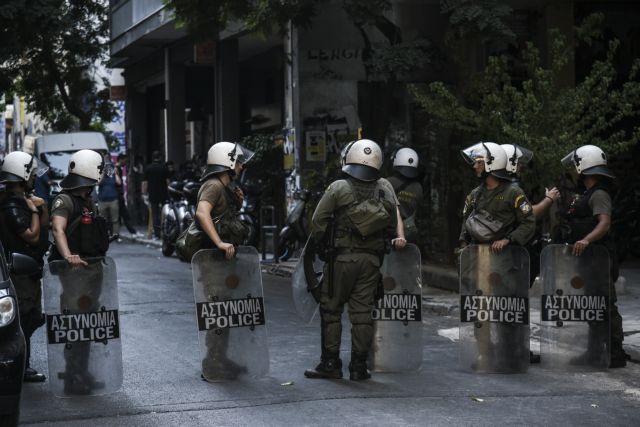 Εξάρχεια : Αστυνομική επιχείρηση σε υπό κατάληψη κτίριο