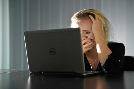 Ροζ δολοφονίες με βίντεο