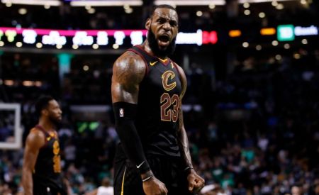 NBA : Ο Λεμπρόν Τζέιμς ξεπέρασε τον Μάτζικ Τζόνσον