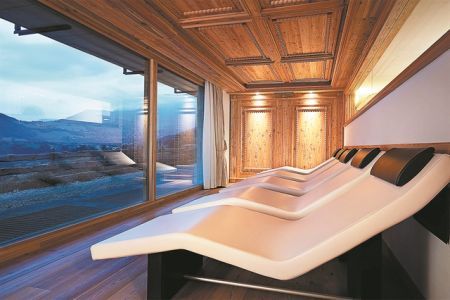 Με το βλέμμα στραμμένο στο βουνό…