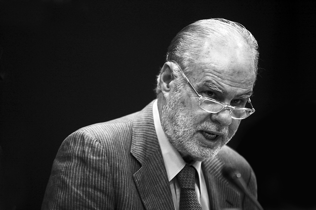 «Οι ίδιοι οι επιστήμονες δημιουργούν τους… αρνητές της επιστήμης τους»