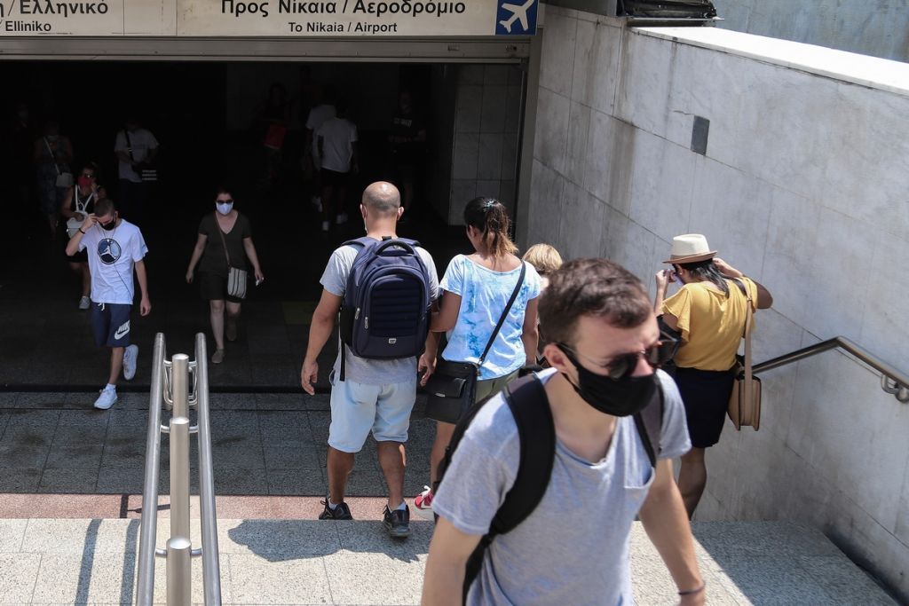 Κορωνοϊός : Ο δύσκολος Οκτώβρης και οι φόβοι των λοιμωξιολόγων