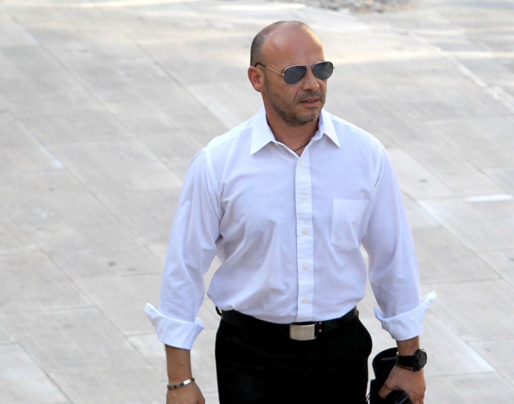 Δίκη Χρυσής Αυγής : Περιορισμό με «βραχιολάκι» ζήτησε ο Αντώνης Γρέγος